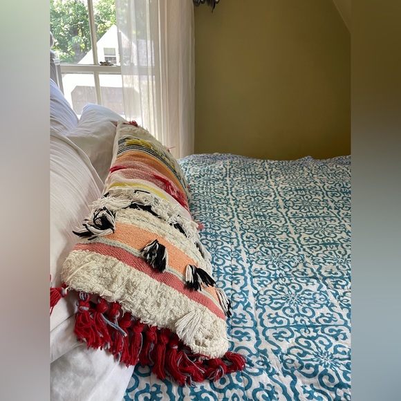 Roller Rabbit Quilt - Picture 6 of 10